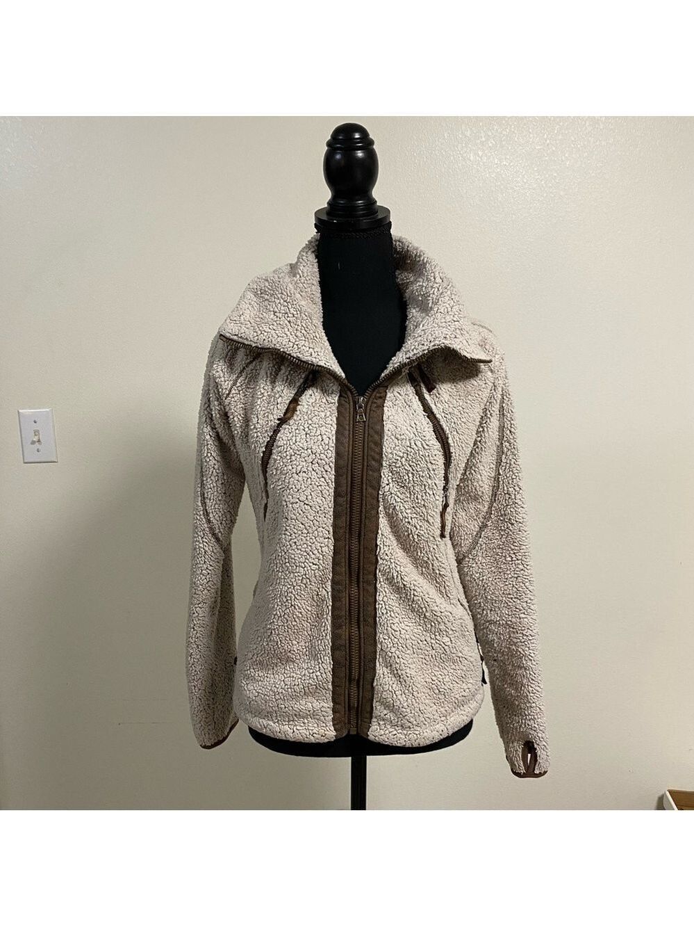 Kuhl Jacket Women’s Size Small Stone Fleece Flight Jacket Hooded Sweater Jacket